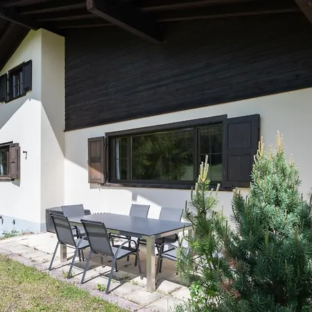 Laret شاليه دافوس